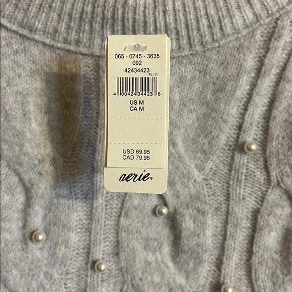 Aerie unREAL Cable Pearl Crew Sweater - Picture 2 of 3